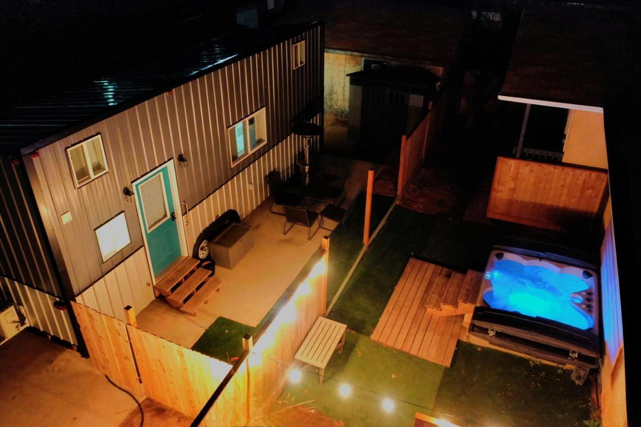 Tiny Home Hot Tub Colorado City Екстериор снимка
