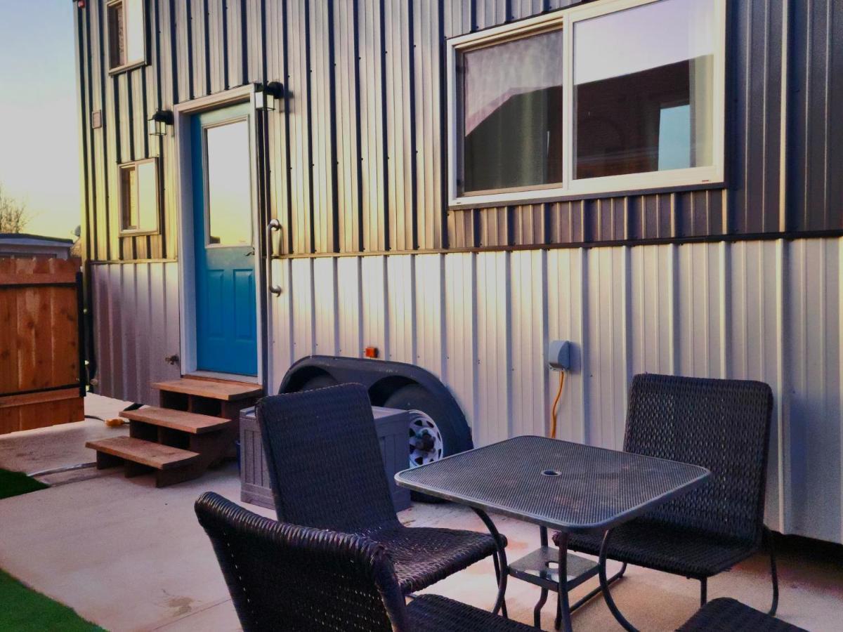 Tiny Home Hot Tub Colorado City Екстериор снимка